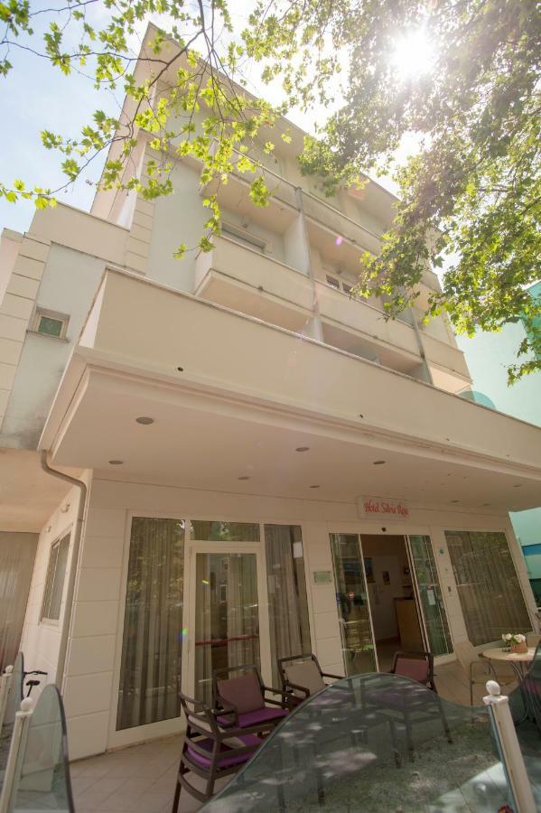 Villa Silvie Rose Чезенатико Экстерьер фото